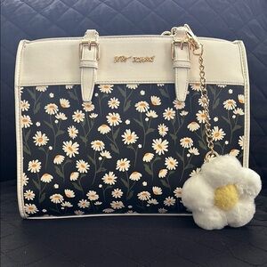 Betsey Johnson XOBECA-U Black/Multi Purse